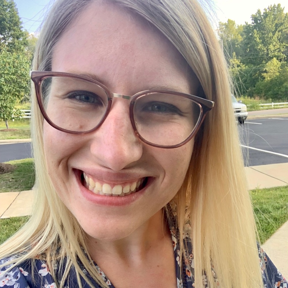 Meet your Posher, Hannah